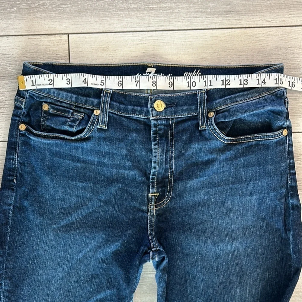7FAMK Ankle Gwenevere size 31 jeans